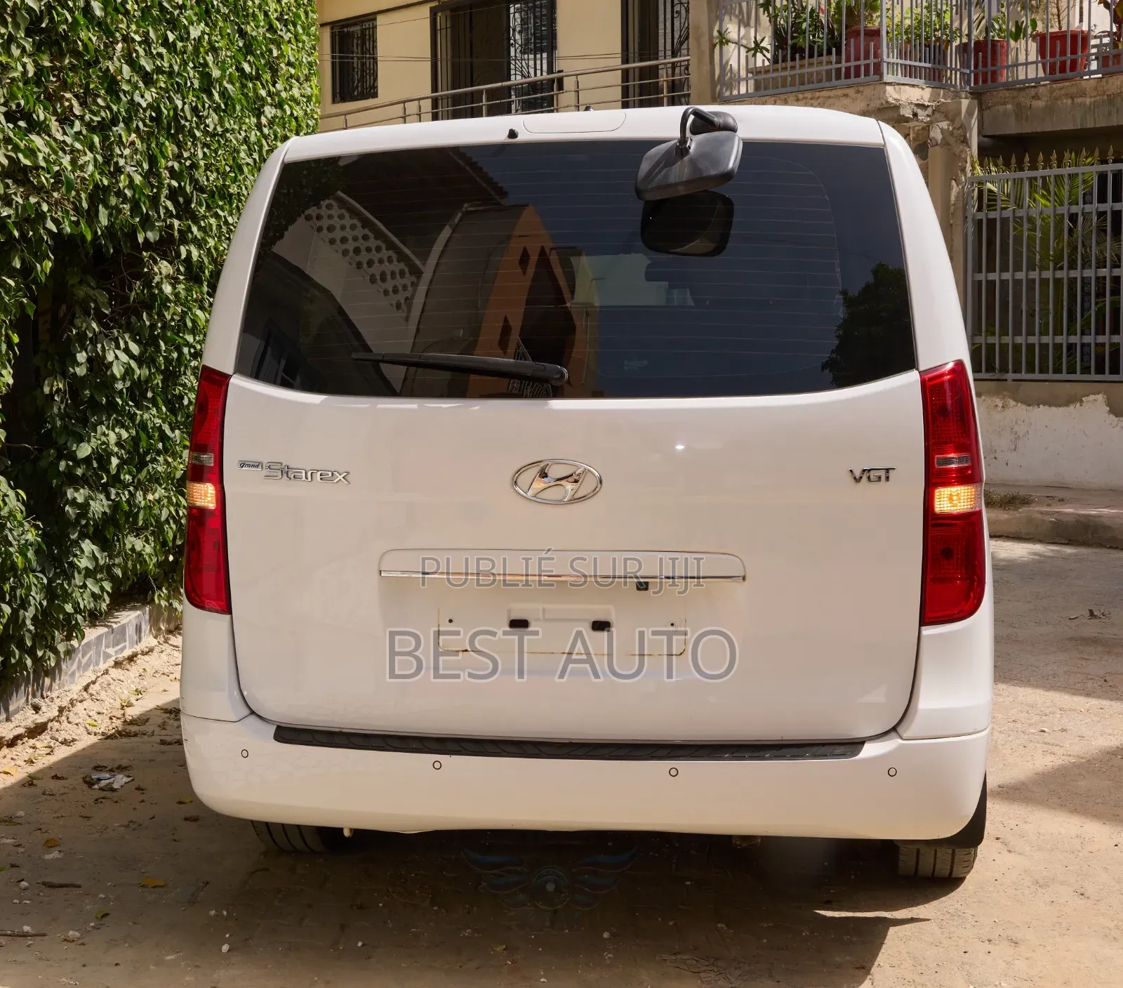 Hyundai Satellite 2017 Blanc