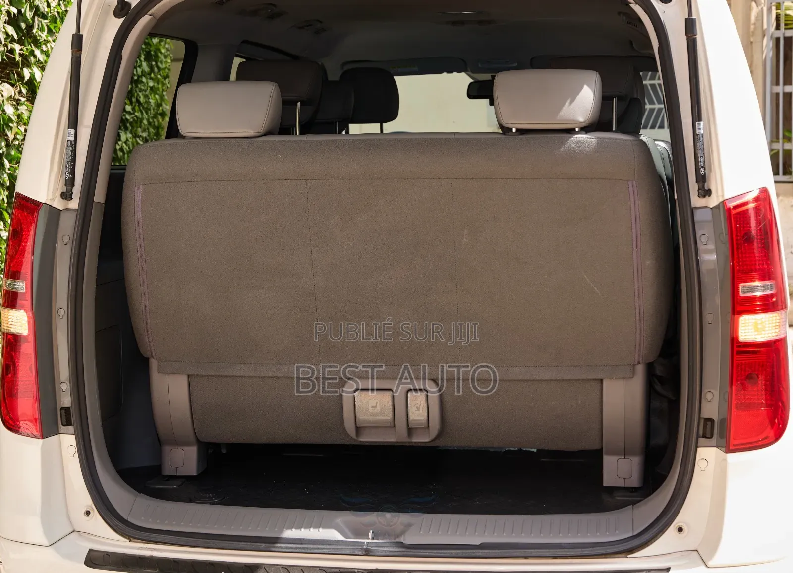 Hyundai Satellite 2017 Blanc