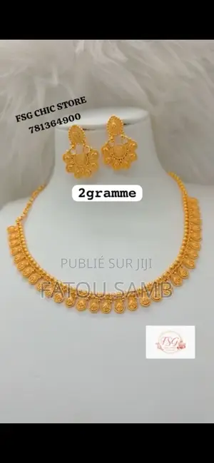 Collier or Indien