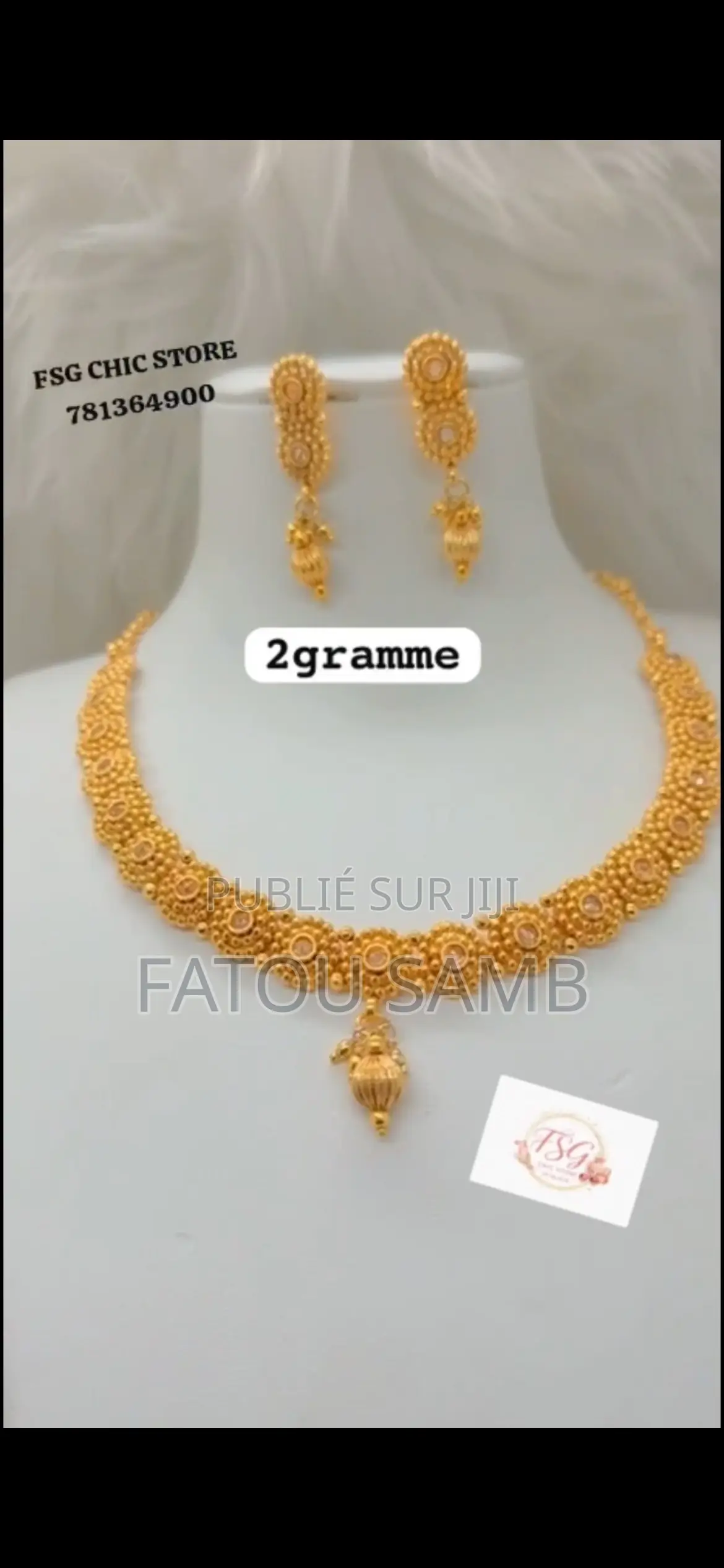 Collier or Indien