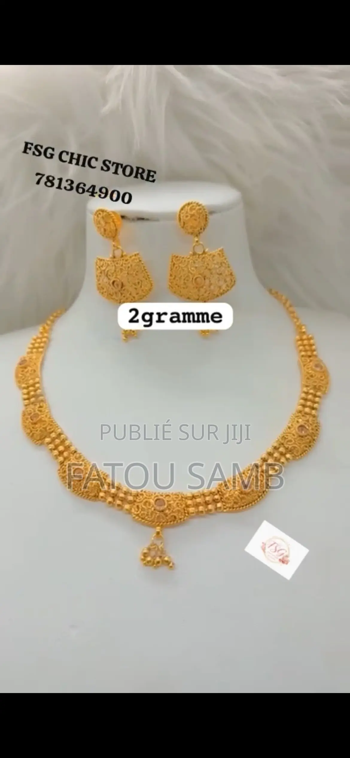 Collier or Indien