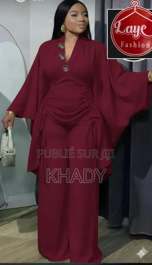 Vêtements Très Classe Et Doux