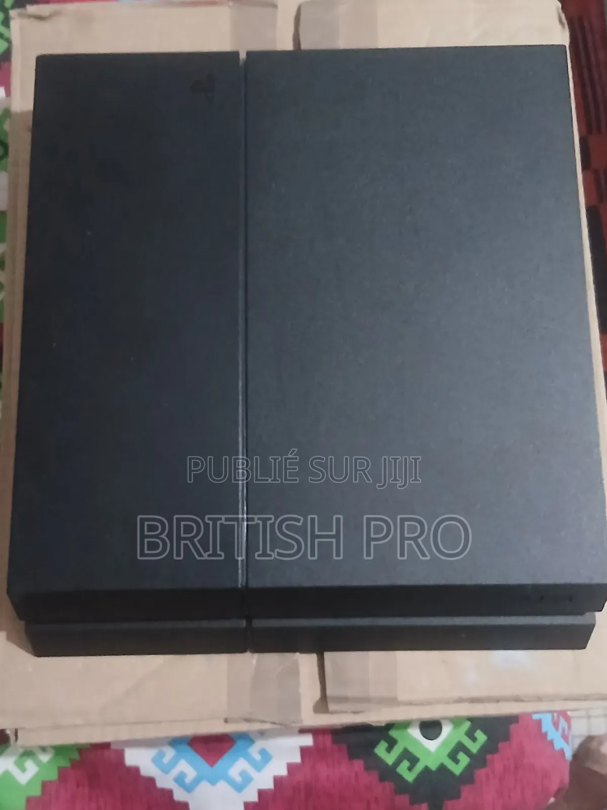 Ps4 500gb Noir 2 Controllers