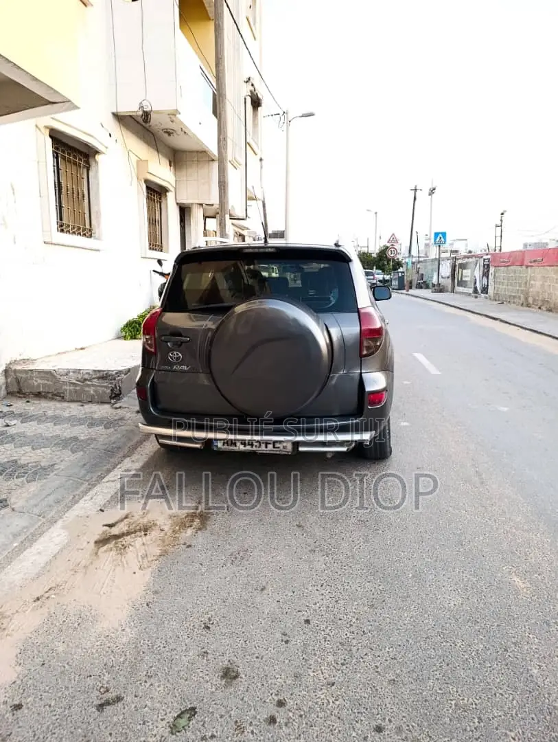 Toyota RAV4 2008 Noir