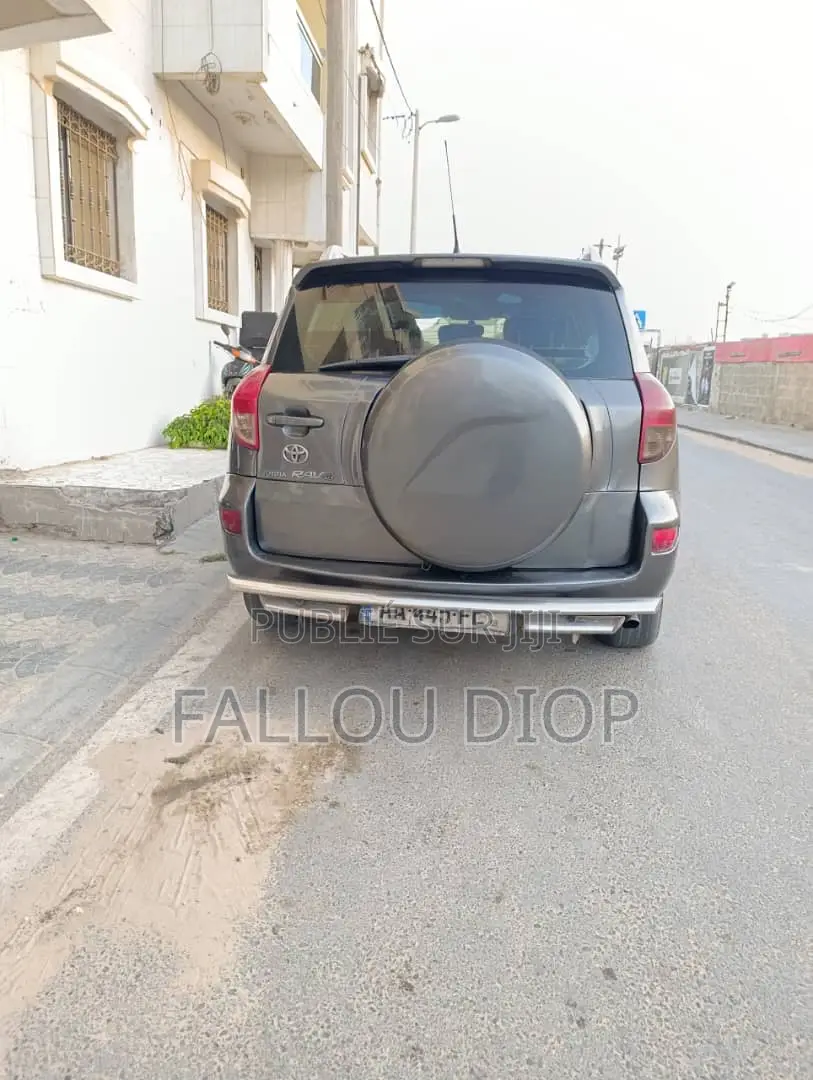 Toyota RAV4 2008 Noir