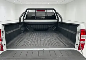 Isuzu ELF Truck 2024 Blanc