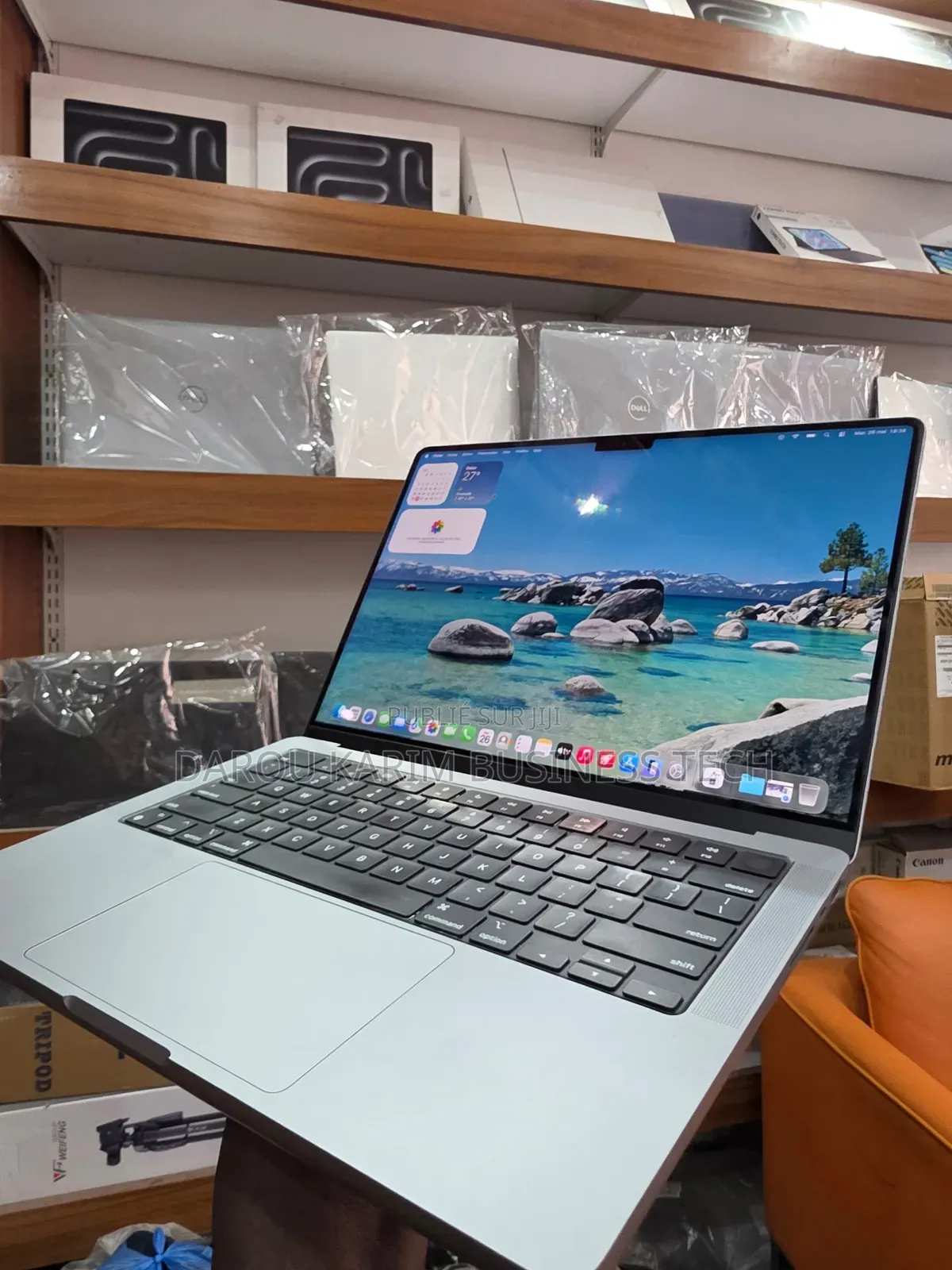 Nouveau Apple MacBook Pro 2023 M2 16GB Apple M2 SSD 512GB