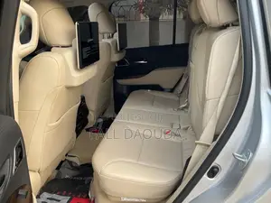 Toyota Land Cruiser Prado 2022 Gris
