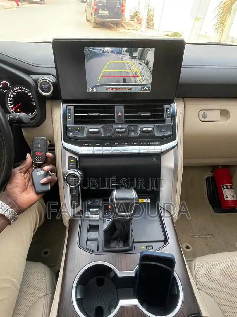 Toyota Land Cruiser Prado 2022 Gris
