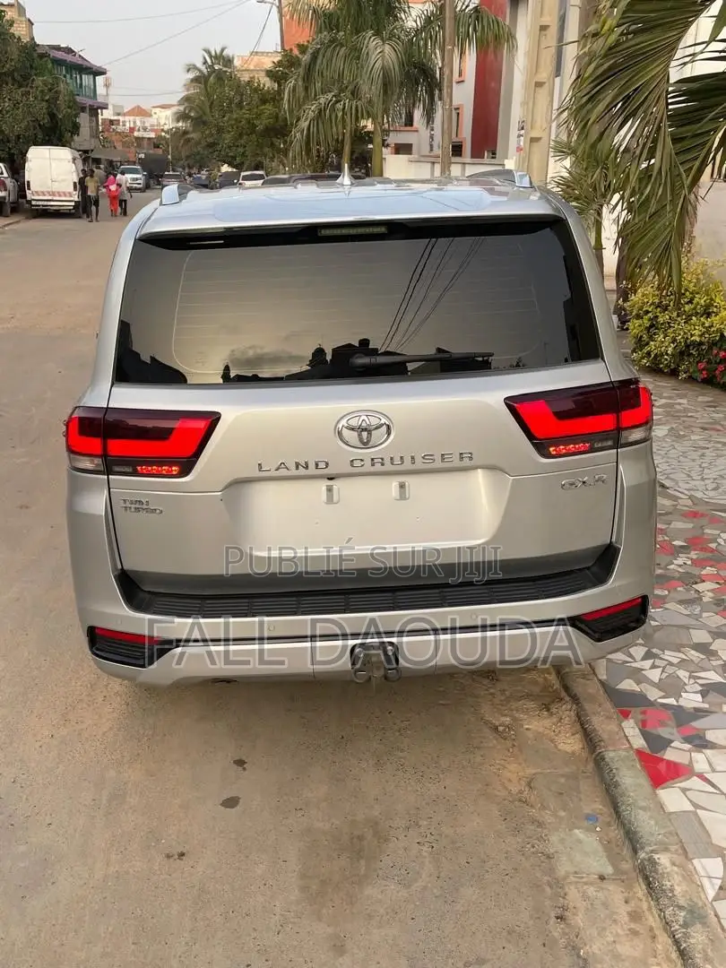 Toyota Land Cruiser Prado 2022 Gris