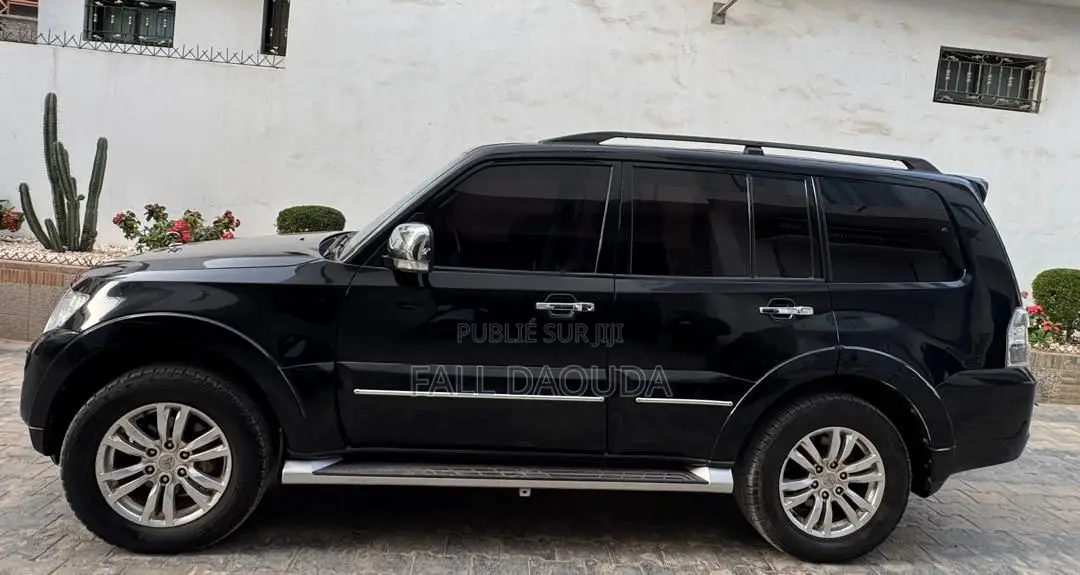 Mitsubishi Pajero 2021 Noir