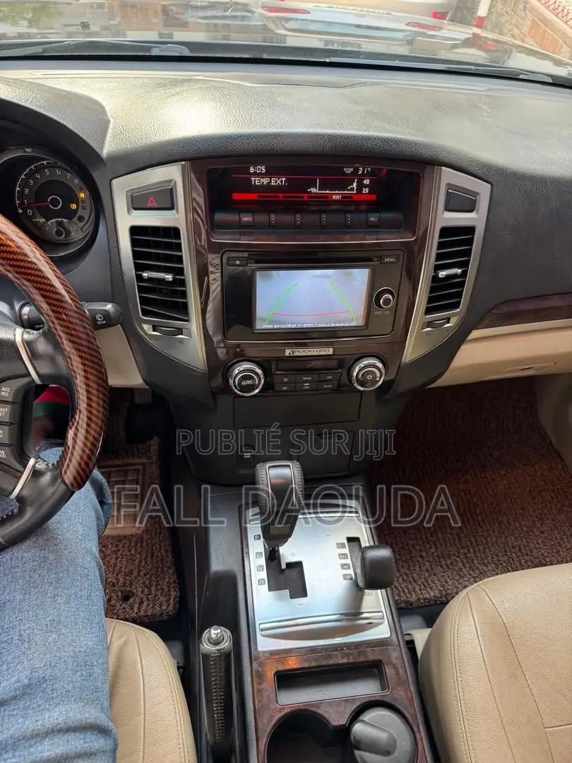 Mitsubishi Pajero 2021 Noir