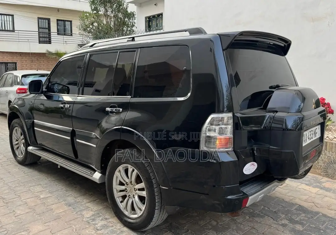 Mitsubishi Pajero 2021 Noir
