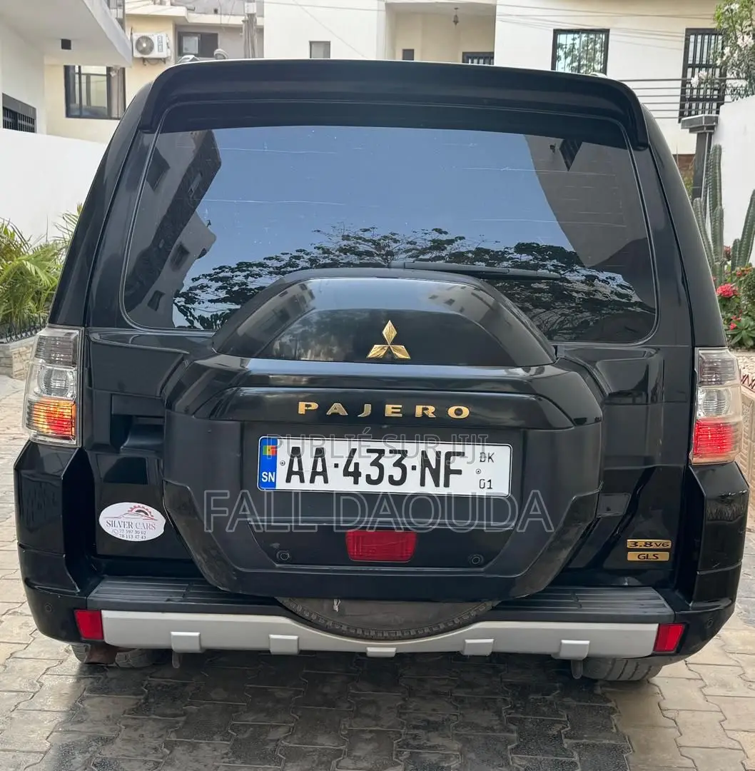 Mitsubishi Pajero 2021 Noir