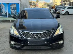 Hyundai Grandeur 2015 Noir