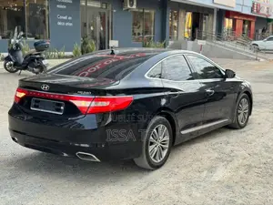 Hyundai Grandeur 2015 Noir