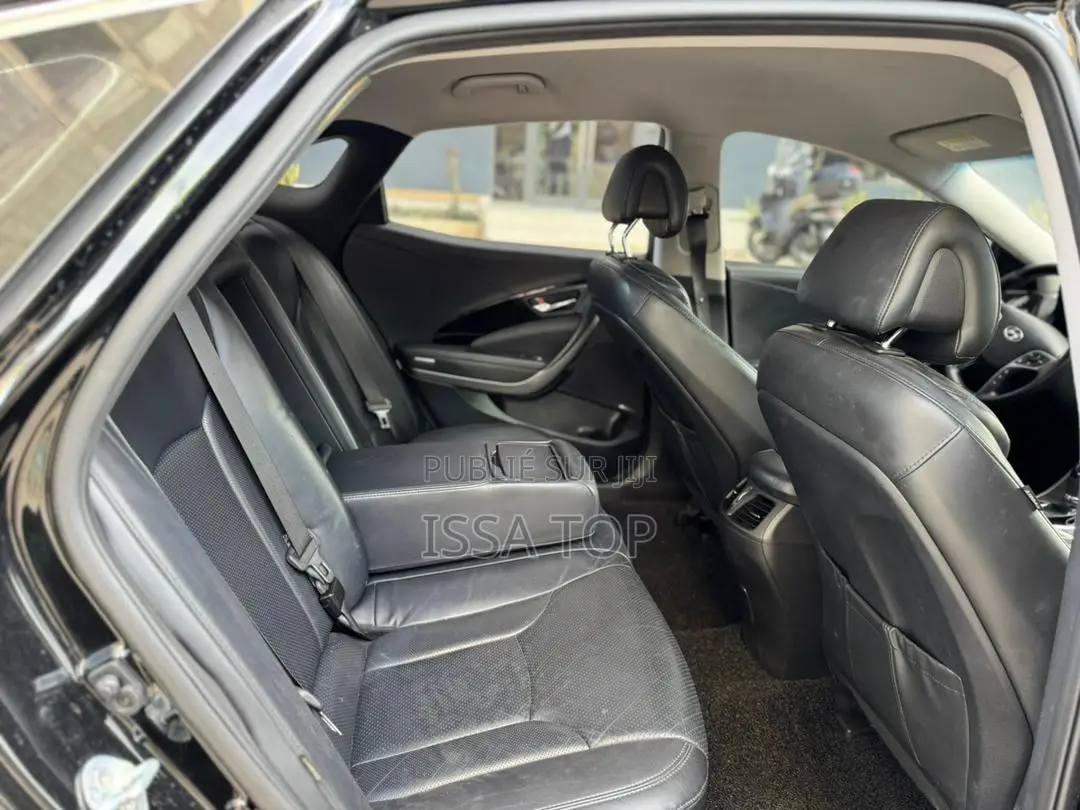 Hyundai Grandeur 2015 Noir