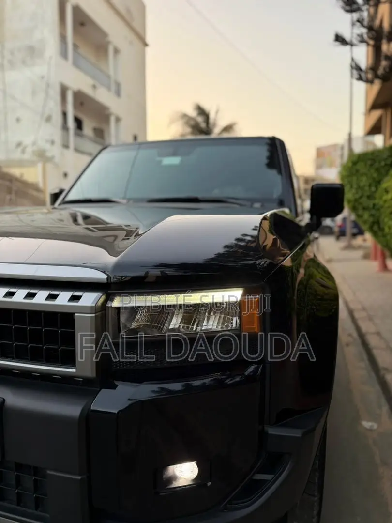 Toyota Land Cruiser Prado 2025 Noir