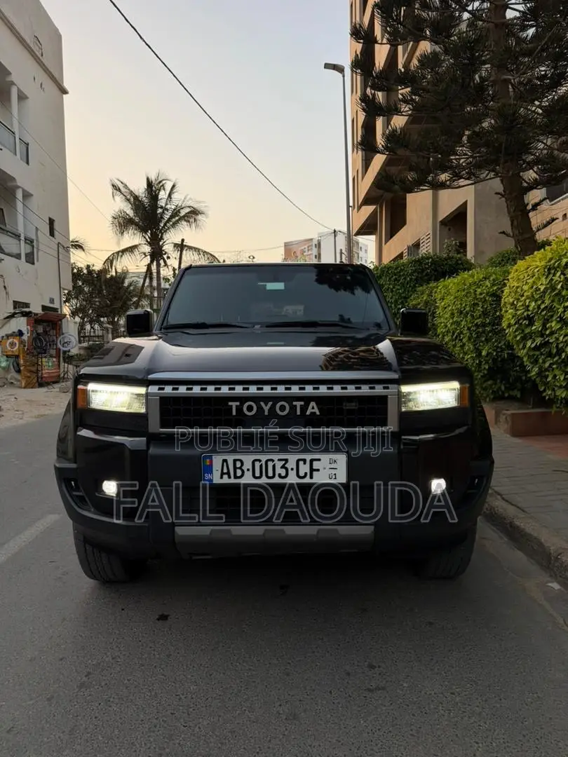 Toyota Land Cruiser Prado 2025 Noir