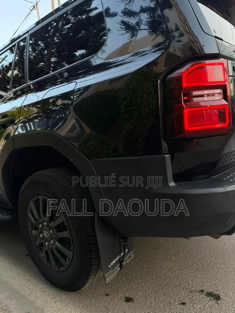 Toyota Land Cruiser Prado 2025 Noir