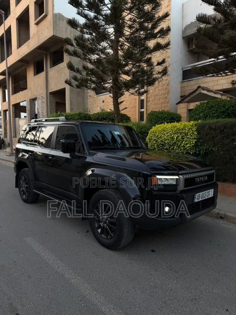 Toyota Land Cruiser Prado 2025 Noir