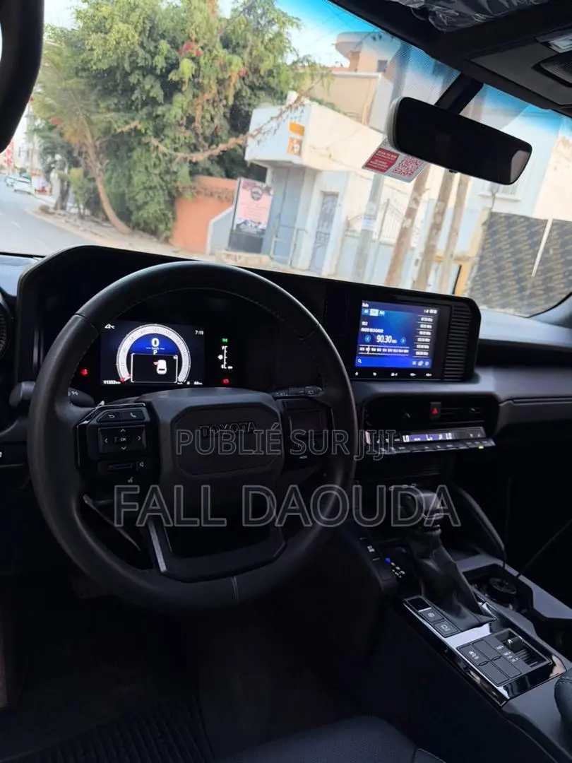 Toyota Land Cruiser Prado 2025 Noir