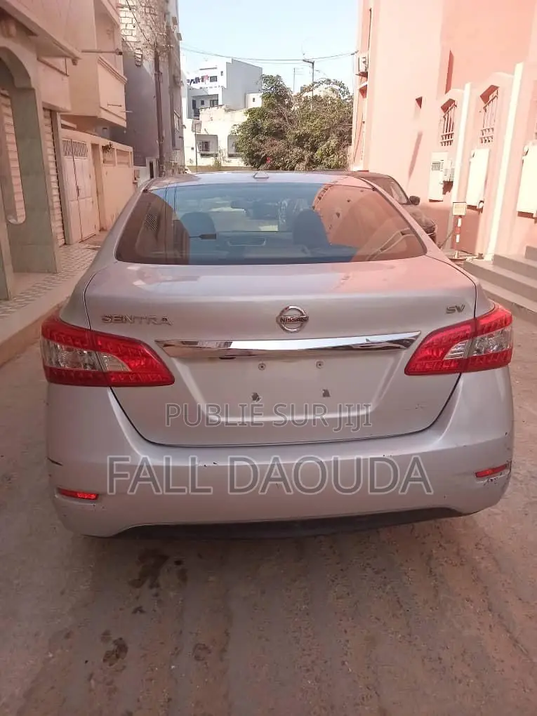 Nissan Sentra 2015 Gris