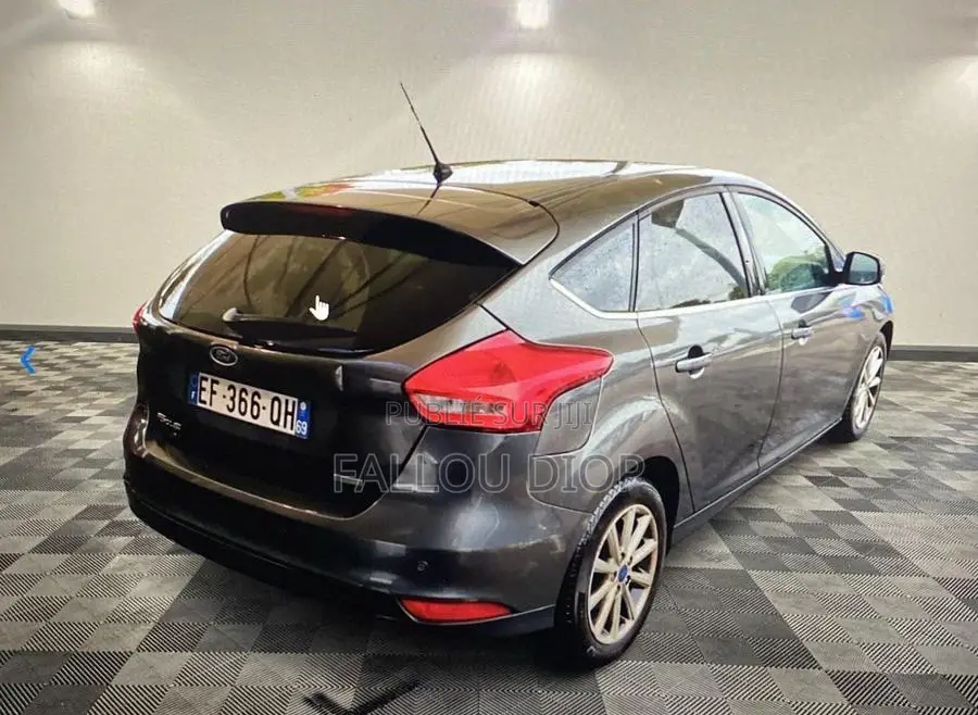 Ford Focus 2016 Beige