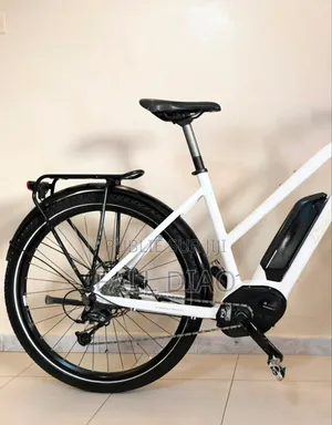 American Ironhorse Stalker 2024 Blanc