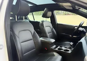 Kia Sportage 2018 Blanc cassé