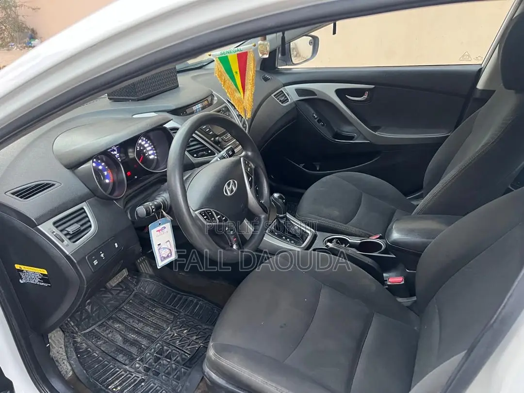 Hyundai Elantra 2015 Blanc