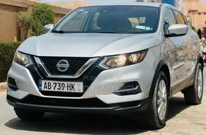 Nissan Qashqai 2021 Gris