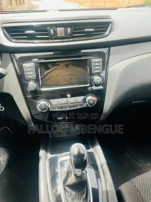 Nissan Qashqai 2021 Gris