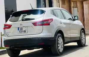 Nissan Qashqai 2021 Gris