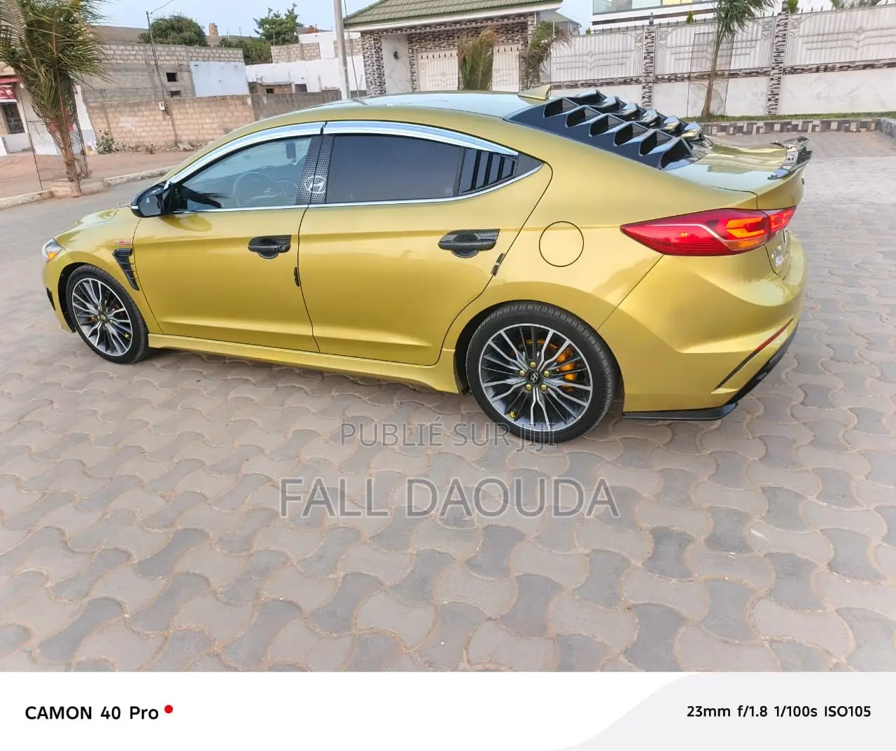 Hyundai Elantra 2018 Jaune