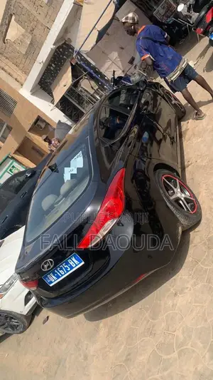 Hyundai Elantra 2012 Noir