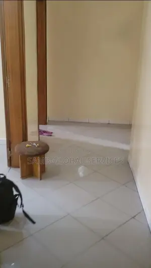 2chbre Appartement dans Yoff à Louer