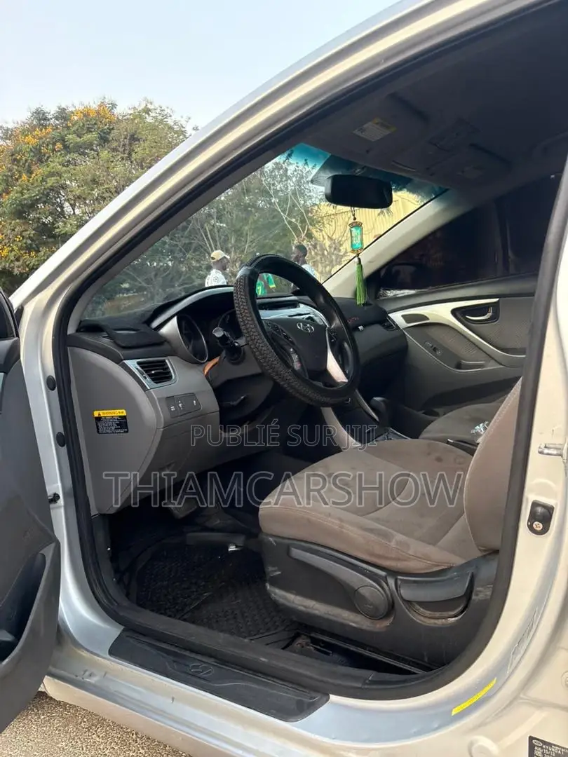 Hyundai Elantra 2013 Gris
