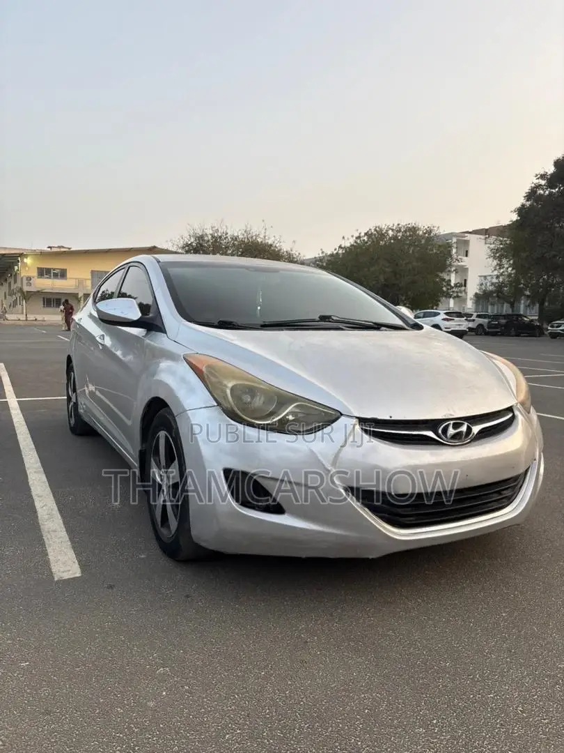 Hyundai Elantra 2013 Gris
