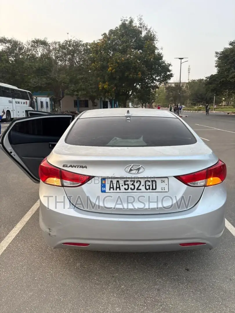 Hyundai Elantra 2013 Gris