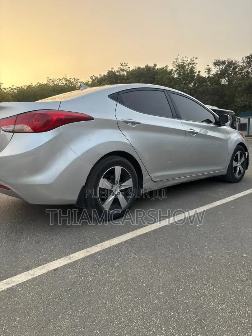 Hyundai Elantra 2013 Gris