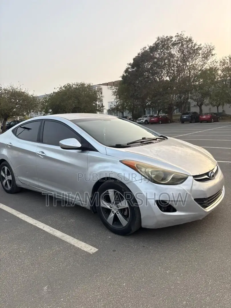 Hyundai Elantra 2013 Gris