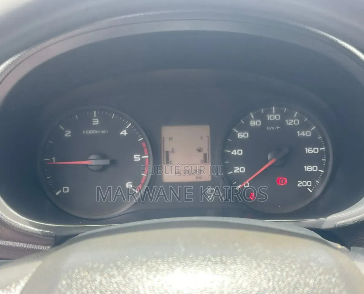 Mitsubishi L200 2022 Noir