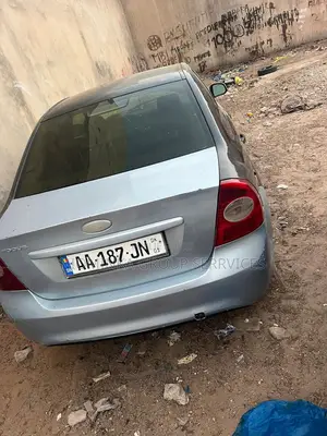 Ford Focus 2011 Noir