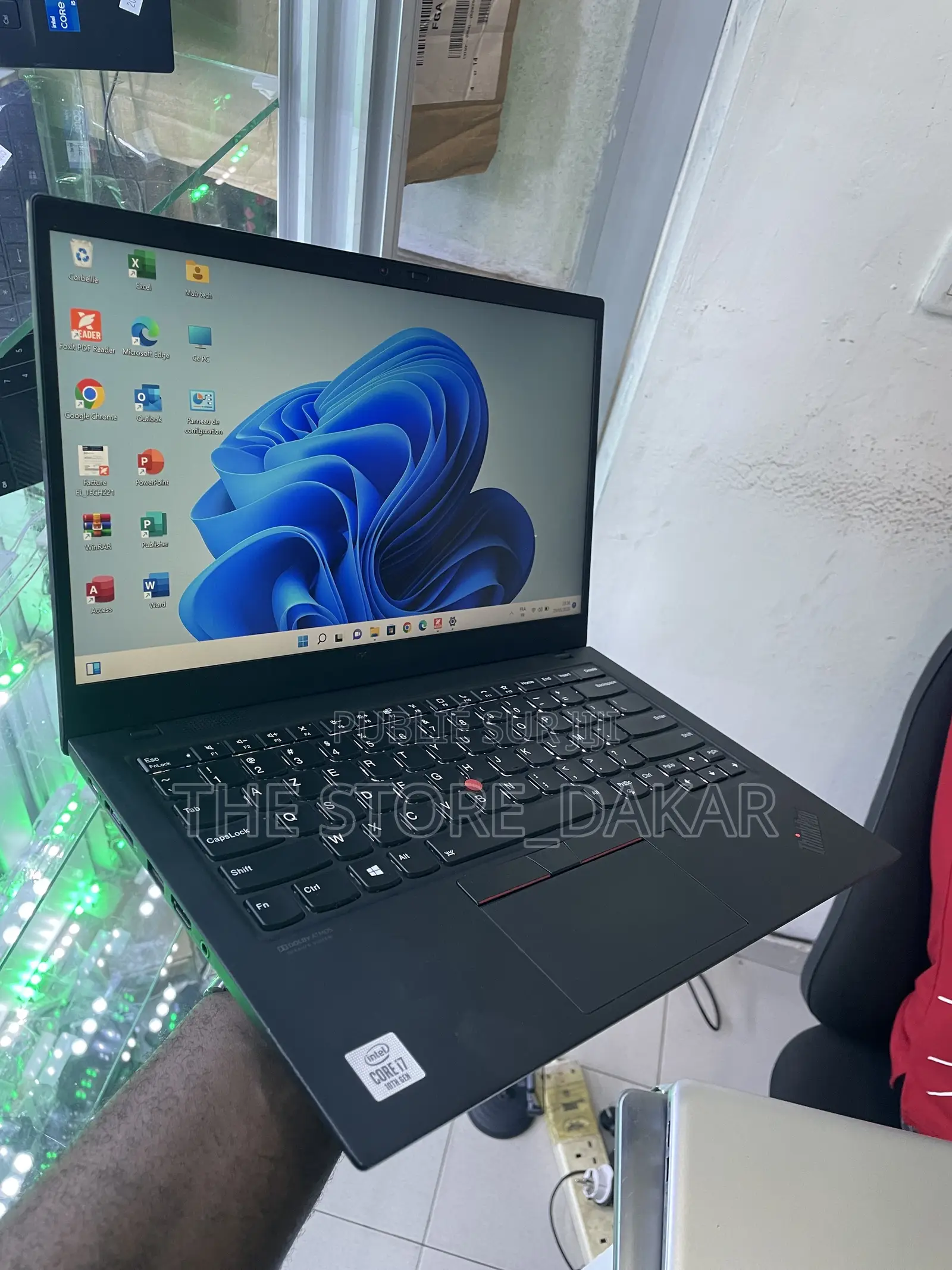 Nouveau Lenovo ThinkPad X1 Carbon 16GB Intel Core i7 SSD 256GB