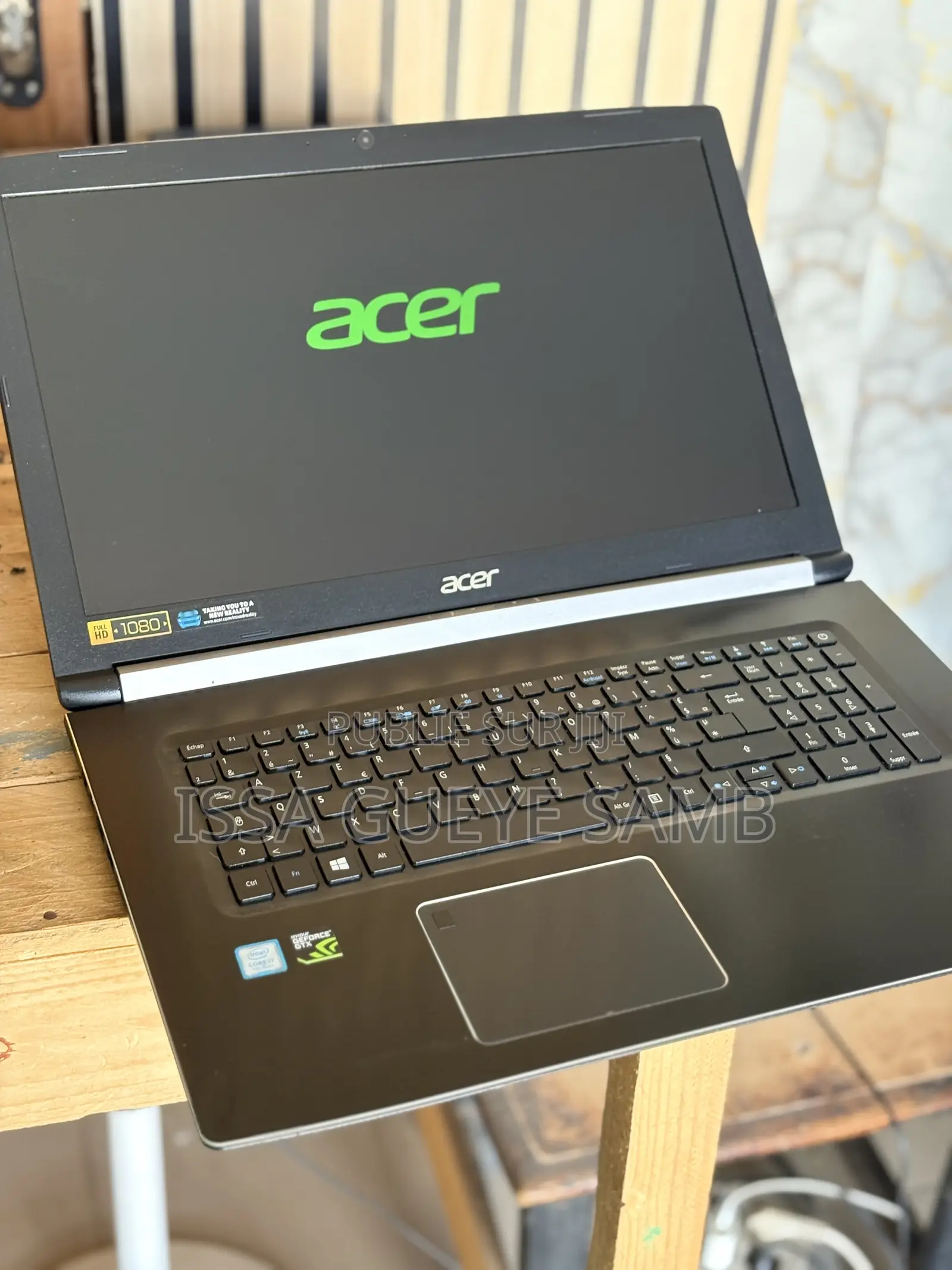 Ordinateur portable Acer Aspire 1 8GB Intel Core i7 HDD 1T