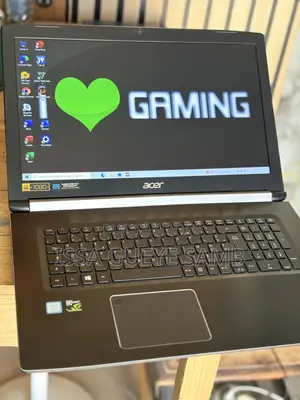 Ordinateur portable Acer Aspire 1 8GB Intel Core i7 HDD 1T