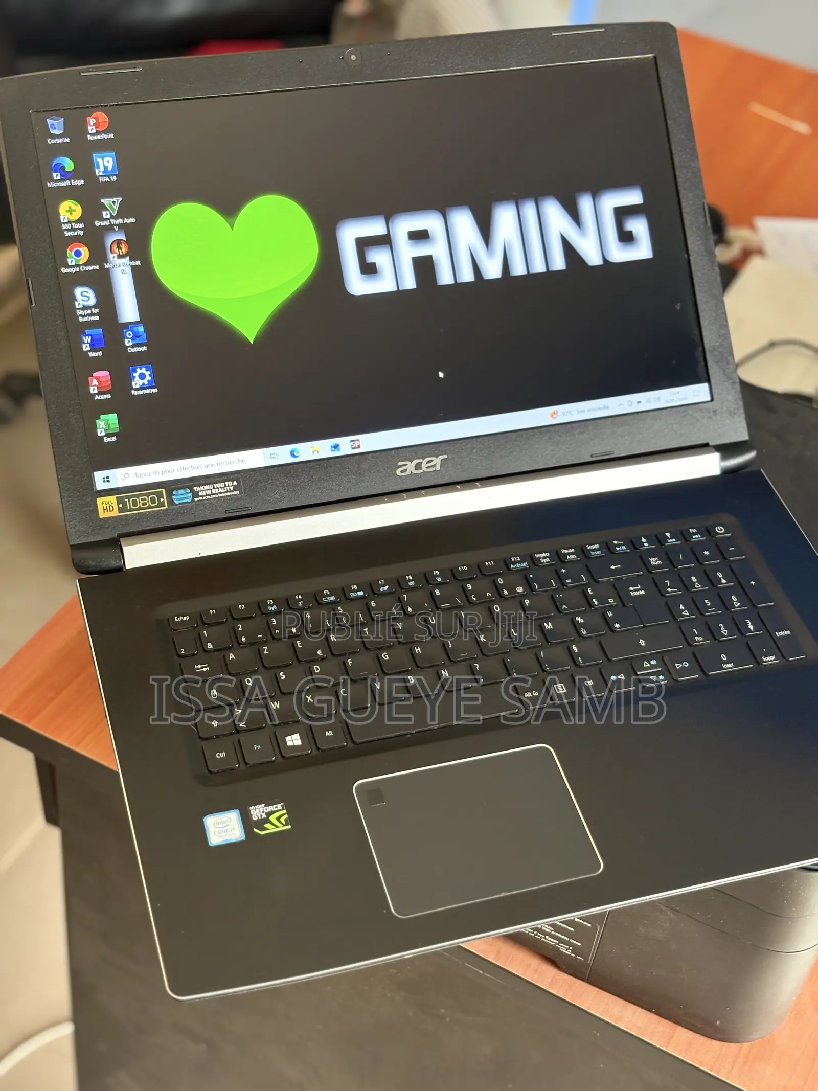 Ordinateur portable Acer Aspire 1 8GB Intel Core i7 HDD 1T