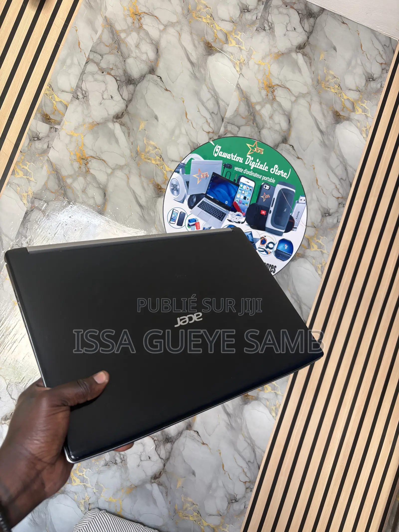 Ordinateur portable Acer Aspire 1 8GB Intel Core i7 HDD 1T