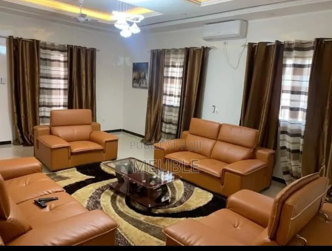 Salon 7 Places
